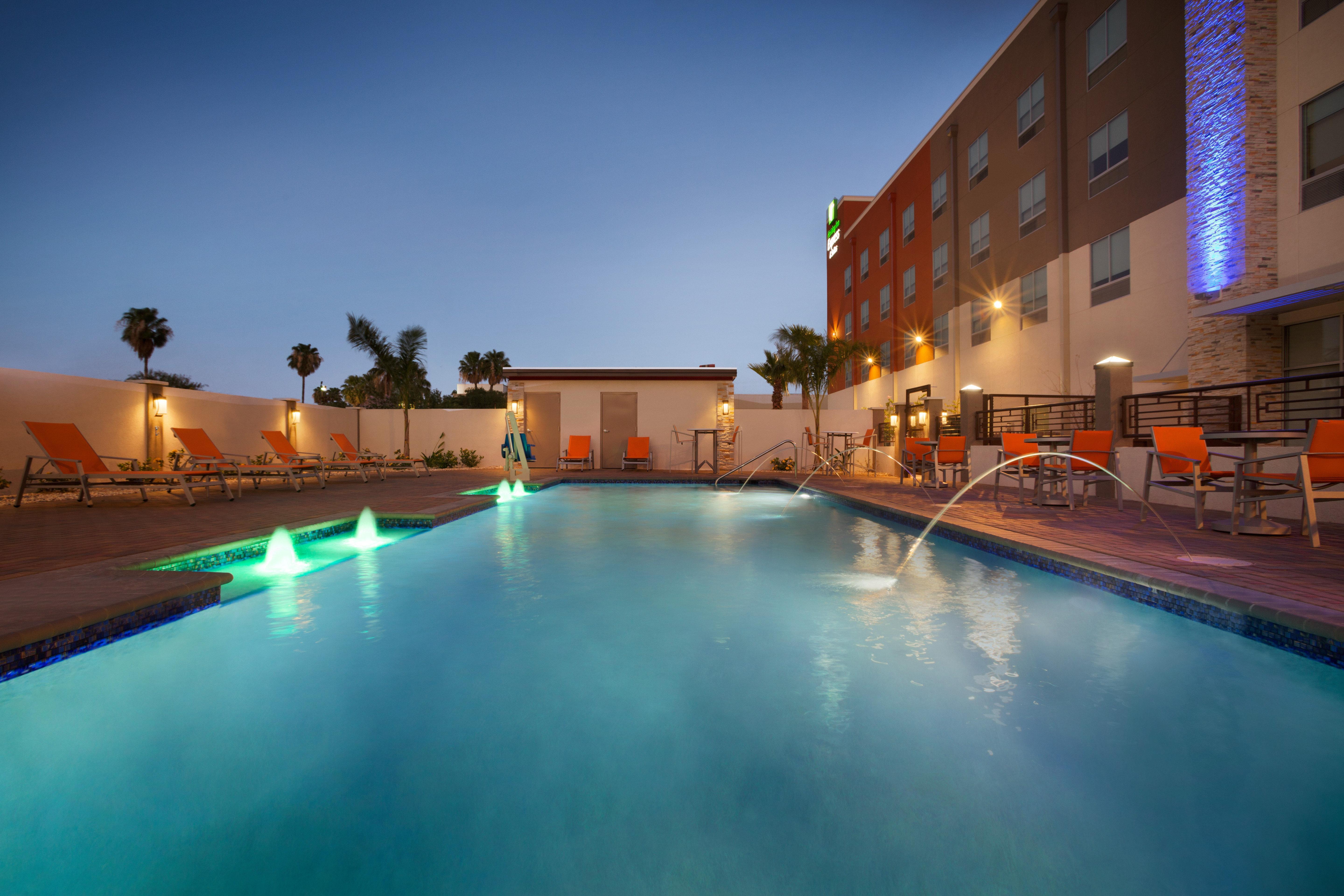 Holiday Inn Express & Suites - Mcallen - Medical Center Area, An Ihg Hotel Kültér fotó